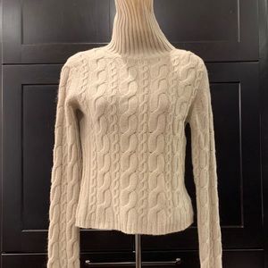 Gorgeous autumn cashmere cable turtle neck